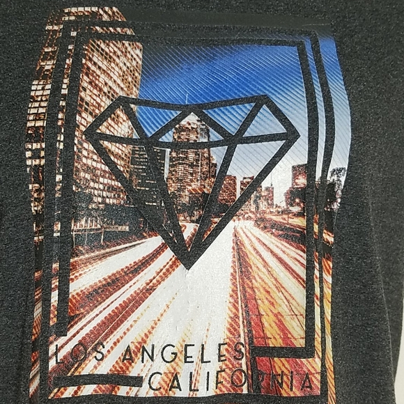 T-shirt short sleeve Grey graphic print Los Angeles Cityscape Rong of Fire EUC - Picture 1 of 4